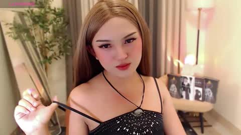 Snapshot of avi_maria12 chatting on June 2026 11:32:01 AM Call me Avi online show from June 2026 11:32:01 AM