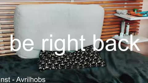 Avril online show from March 2026 07:00:02 PM