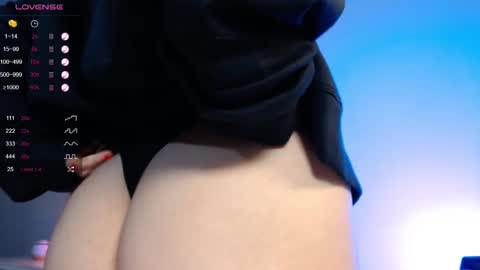 Avrill Morgan online show from February 2025 06:57:02 PM