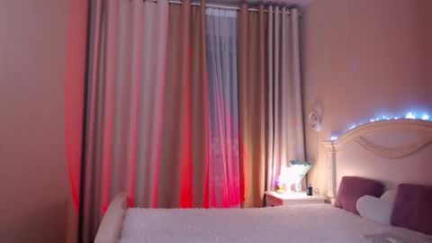 Avrora Inst online show from March 2026 09:47:02 PM