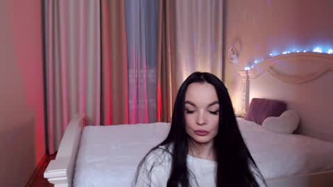 Avrora Inst online show from May 2026 09:33:01 PM
