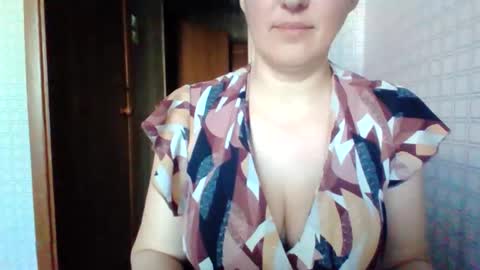 Snapshot of awesomeladyy chatting on May 2026 07:14:01 AM awesomeladyy online show from May 2026 07:14:01 AM