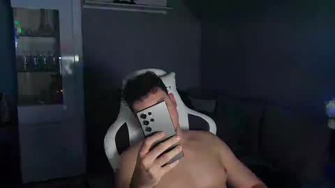 Artur online show from January 2025 06:14:01 PM