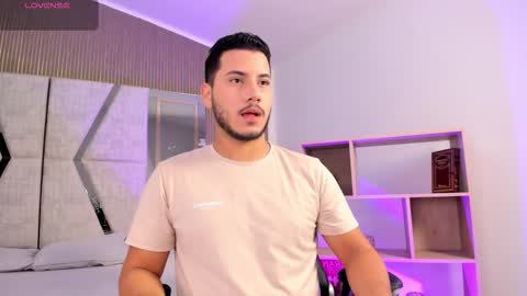 axel_grey_ online show from February 2026 12:45:02 PM