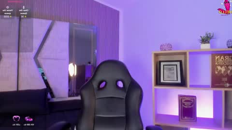 Snapshot of axel_grey_ chatting on June 2026 01:22:01 PM axel_grey_ online show from June 2026 01:22:01 PM