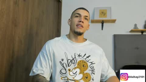 INDEPENDENT MODEL  online show from April 2026 12:57:01 AM