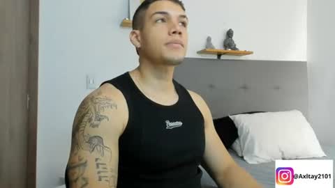 Snapshot of axel_taylor21 chatting on July 2026 03:55:01 PM INDEPENDENT MODEL online show from July 2026 03:55:01 PM