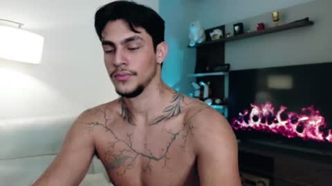 axelblack7 online show from April 2026 11:37:01 AM