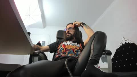 Snapshot of axelcolton chatting on January 2025 09:58:02 AM AxelColton online show from January 2025 09:58:02 AM
