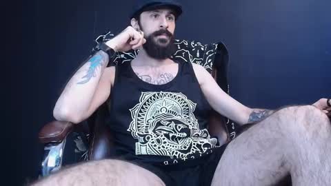 Snapshot of axelcolton chatting on March 2025 09:35:02 AM AxelColton online show from March 2025 09:35:02 AM