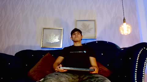 Snapshot of axelfalcon chatting on June 2026 06:30:01 PM Axel online show from June 2026 06:30:01 PM