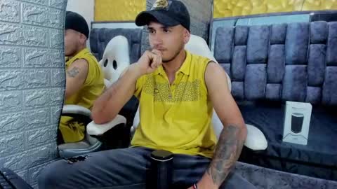 Axell Cross2 online show from February 2025 11:41:02 PM