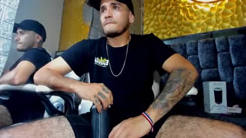 Axell Cross2 online show from March 2025 09:21:01 AM