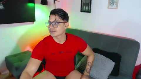 Snapshot of axell_dior chatting on July 2026 02:51:02 AM axell online show from July 2026 02:51:02 AM