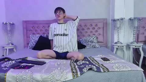 Snapshot of axell_stone chatting on June 2026 08:59:02 PM axell_stone online show from June 2026 08:59:02 PM