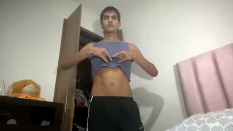 Snapshot of axellatino_ chatting on January 2025 01:38:01 AM Axel online show from January 2025 01:38:01 AM