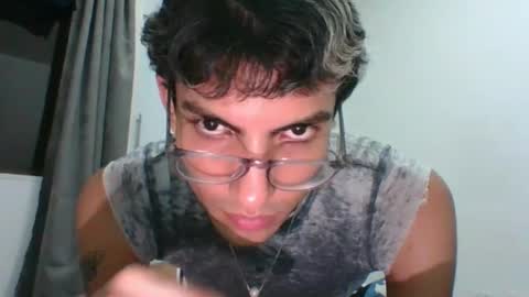 Snapshot of axellatino_ chatting on February 2025 02:07:01 AM Axel online show from February 2025 02:07:01 AM