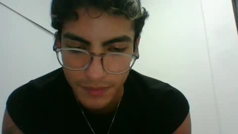 Snapshot of axellatino_ chatting on February 2025 11:15:01 PM Axel online show from February 2025 11:15:01 PM