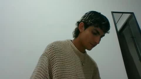 Snapshot of axellatino_ chatting on March 2025 02:36:01 AM Axel online show from March 2025 02:36:01 AM