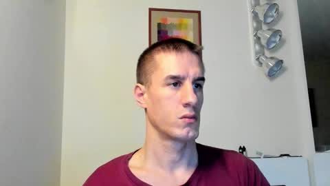 Axl online show from November 2025 12:14:02 AM