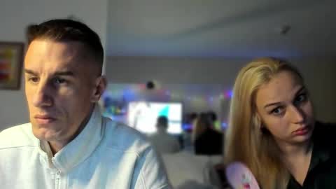 Axl online show from December 2025 10:38:01 PM