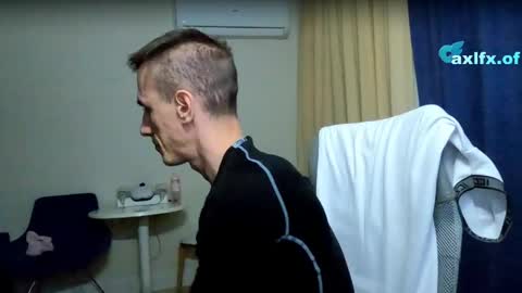 Axl online show from April 2026 01:05:02 AM