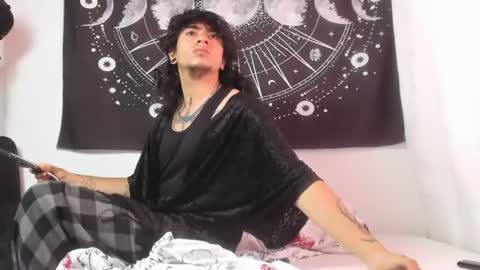 Axel Kush online show from June 2026 03:21:01 PM