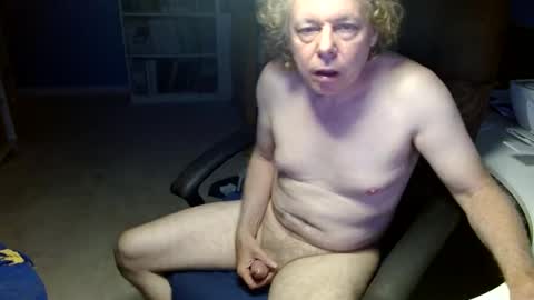 Snapshot of axleroze chatting on October 2025 06:02:02 AM axleroze online show from October 2025 06:02:02 AM