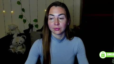 Jully online show from March 2025 09:31:02 PM