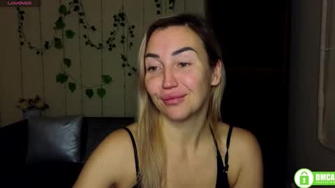 Jully online show from January 2026 06:35:02 PM