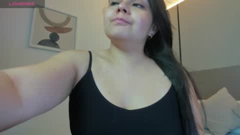 Snapshot of ayla13_ chatting on June 2026 07:04:02 PM Alyda Jaramillo online show from June 2026 07:04:02 PM