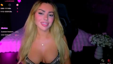 Snapshot of ayla_demir chatting on May 2026 07:59:02 PM Ayla Demir online show from May 2026 07:59:02 PM