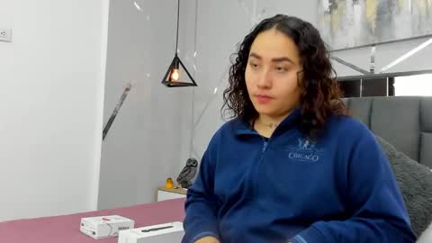 Ayla online show from February 2025 01:35:01 AM