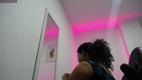 Ayliinn  online show from June 2026 01:32:02 AM