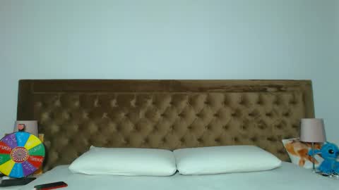 Aylin online show from April 2026 04:13:02 AM