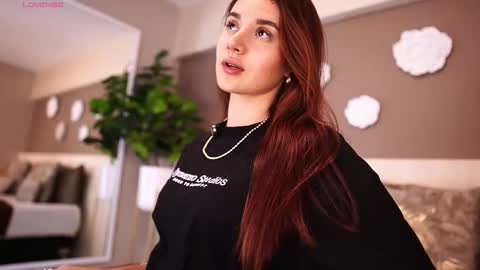 Aylin Millerxs online show from November 2025 07:57:01 PM