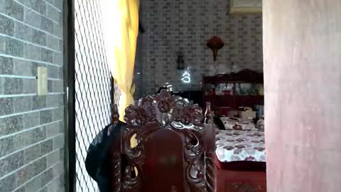 aymkyline online show from November 2025 01:48:01 AM