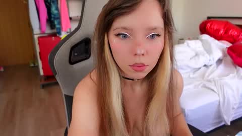 Ayra Lust online show from February 2026 07:09:01 PM