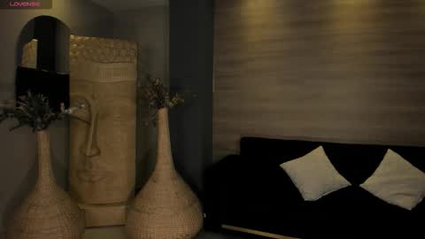 Ayshel online show from December 2025 04:18:02 AM