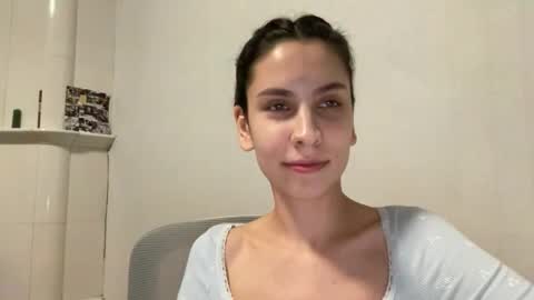 Snapshot of ayyababys chatting on January 2026 07:28:01 PM angel ayya online show from January 2026 07:28:01 PM