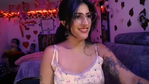 Snapshot of azaaharziz chatting on February 2025 05:16:01 AM Azahar online show from February 2025 05:16:01 AM