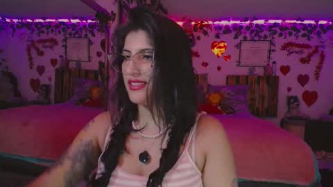Snapshot of azaaharziz chatting on September 2025 12:21:02 AM Azahar online show from September 2025 12:21:02 AM