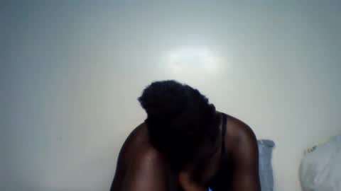 Snapshot of azaelia_iris chatting on August 2026 06:43:02 PM azaelia_iris online show from August 2026 06:43:02 PM