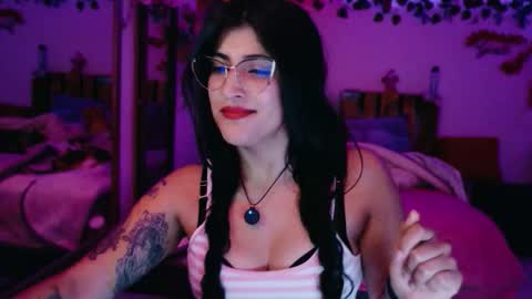 Snapshot of azaharnoor chatting on November 2025 10:36:01 PM Azahar online show from November 2025 10:36:01 PM