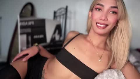 Snapshot of azalea_cum69 chatting on May 2026 03:13:01 AM azalea_cum69 online show from May 2026 03:13:01 AM