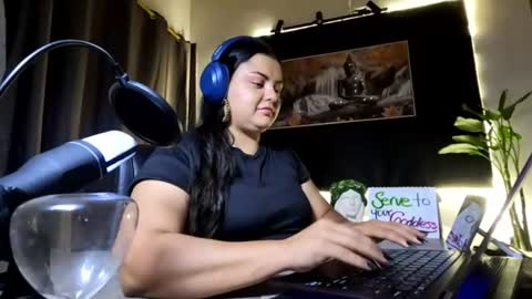 Goddess Azara online show from June 2026 05:34:02 PM