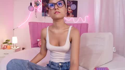 Snapshot of azul_horny chatting on May 2026 09:09:01 PM PRINCESS AZUL. online show from May 2026 09:09:01 PM