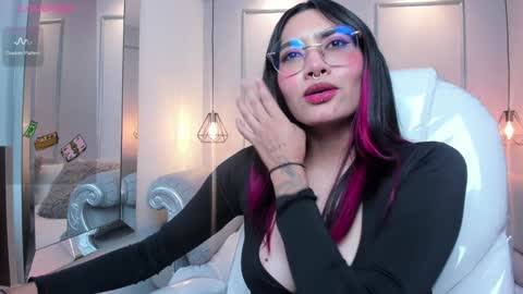 Azura online show from January 2025 01:45:01 AM