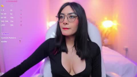 Azura online show from March 2026 07:40:01 PM