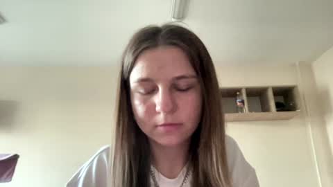 Snapshot of azzieheberly chatting on June 2026 05:26:02 PM Niki online show from June 2026 05:26:02 PM